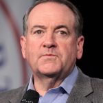 Mike Huckabee en 2015 - Auteur : Gage Skidmore - This file is licensed under the Creative Commons Attribution-Share Alike 3.0 Unported license.