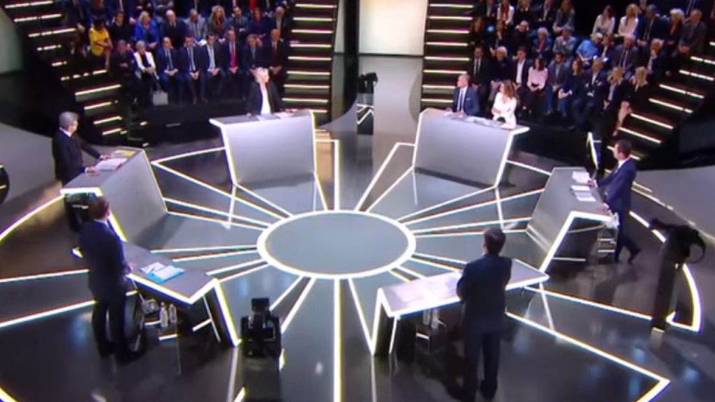 Le plateau du Grand Débat